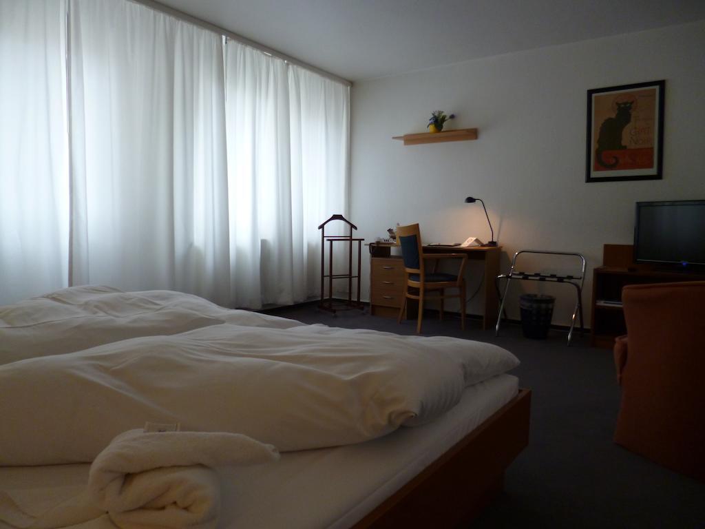 Hotel Restaurant Marbella Minden  Zewnętrze zdjęcie
